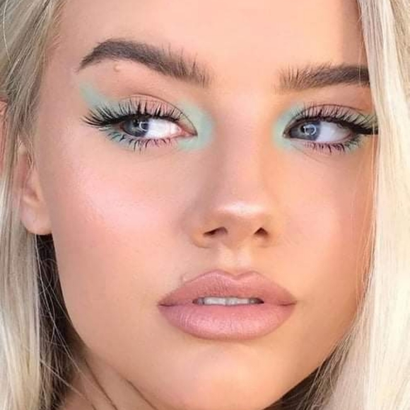 Pastel Pop Soft Shine  palette by Malibu Glitz. - Picture 3 of 5